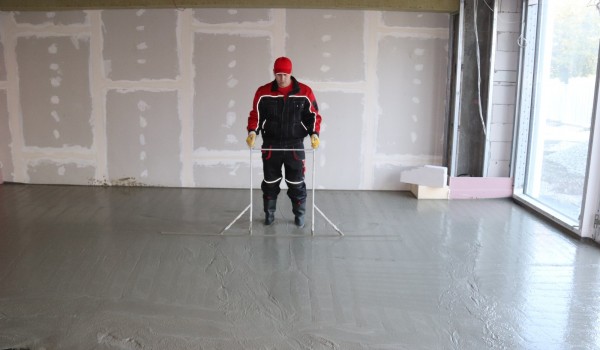 Cementový samonivelační litý potěr - CEMLEVEL