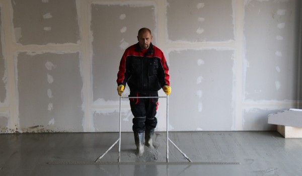 Cementový samonivelační litý potěr - CEMLEVEL