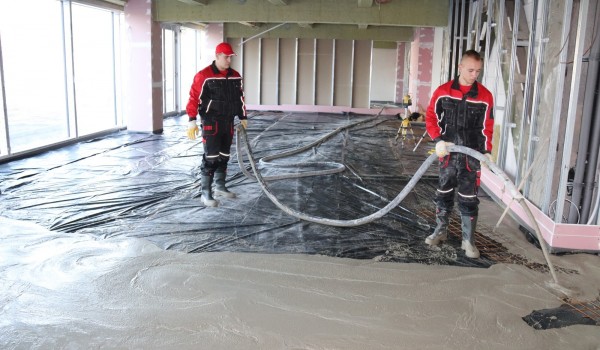 Cementový samonivelační litý potěr - CEMLEVEL