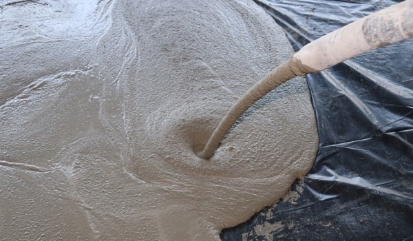 Cementový samonivelační litý potěr - CEMLEVEL