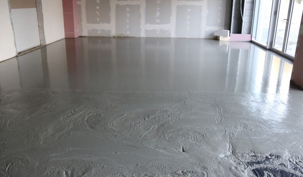 Cementový samonivelační litý potěr - CEMLEVEL